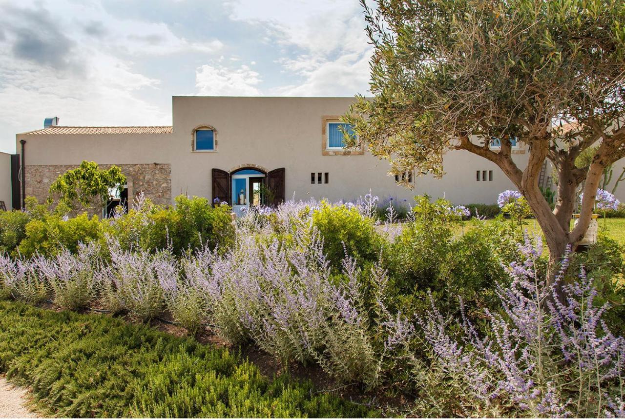 Scilla Maris Charming Suites Marzamemi Exterior foto